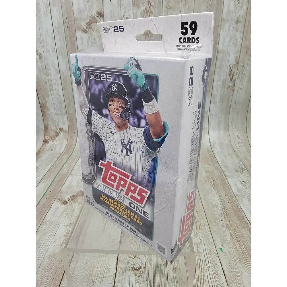 2025 Series 1 Baseball Trading Card Hanger Box (59 Cards)